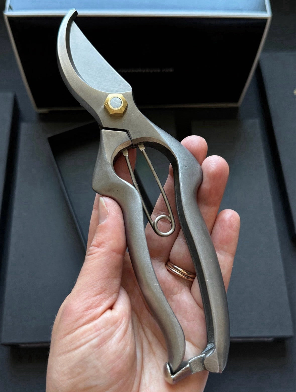 Stainless Steel Japanese Pruner T-513 size: 8”/200 mm, Toyama Hamono H