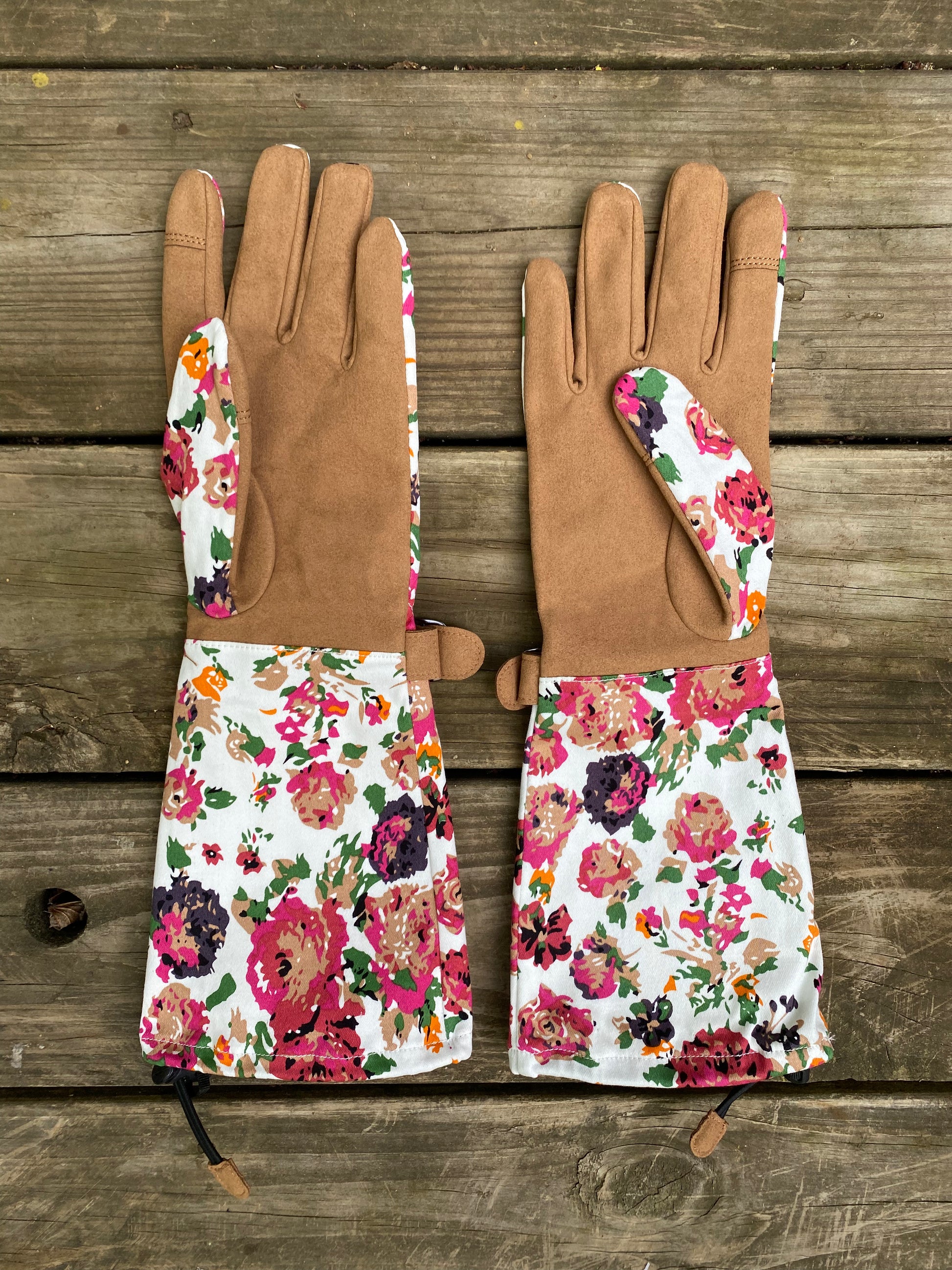 anthropologie gardening gloves COTTAGE ROSE GARDEN GLOVES